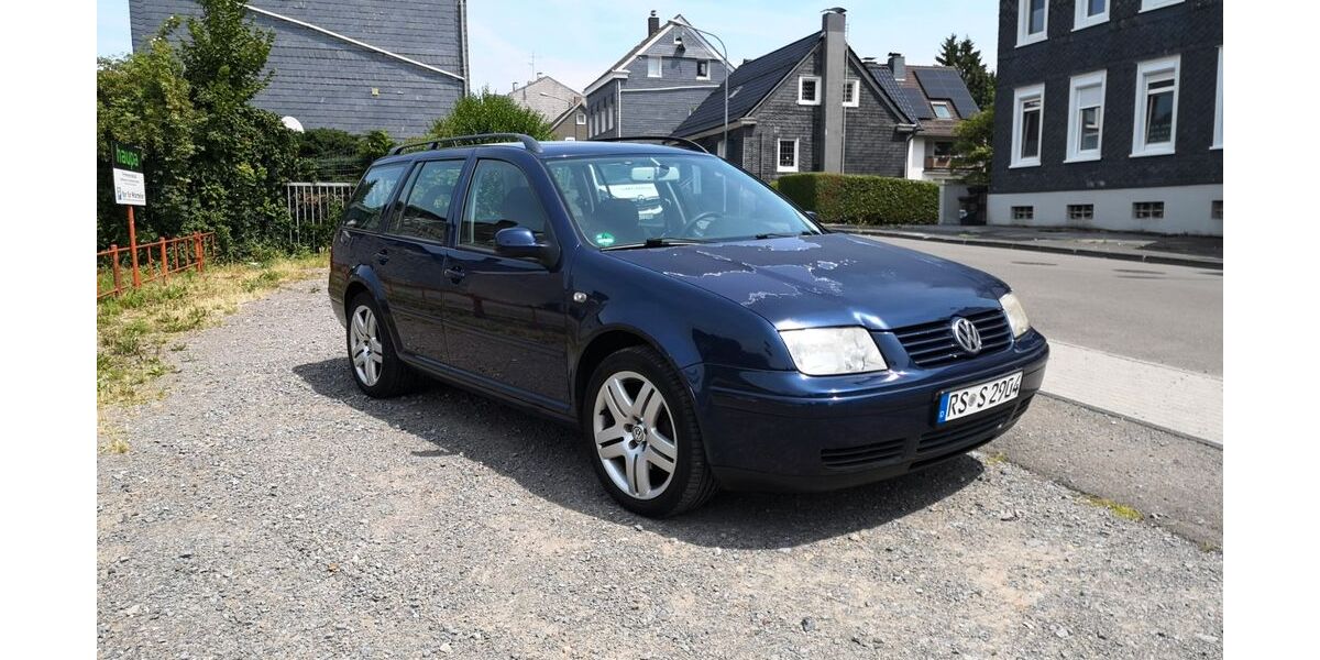 VW Bora 260.706 km 2.300 &euro; Remscheid 42857