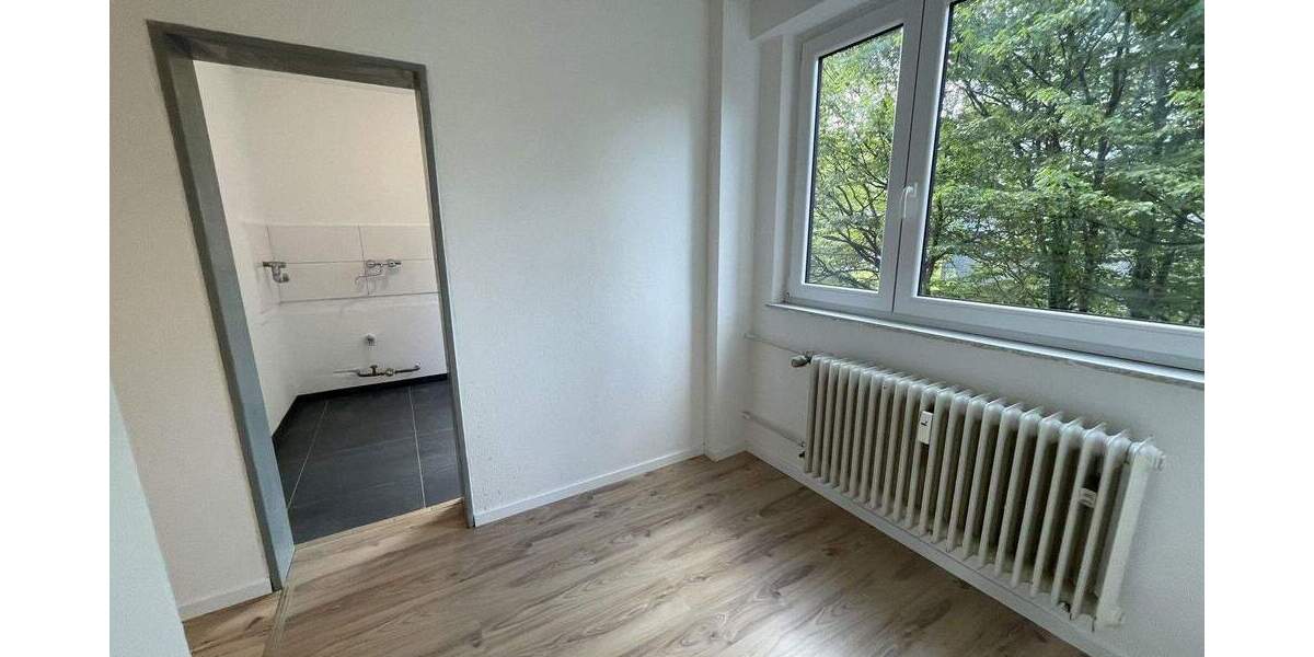 Etagenwohnung Wuppertal Barmen - 2 Zimmer, 64 m&sup2;, 550&euro; | Angebot:25870156