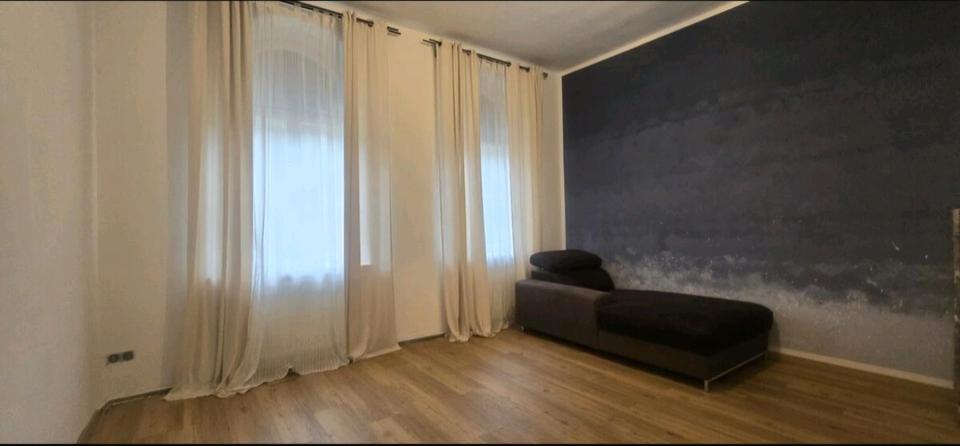 Etagenwohnung Radevormwald - 6 Zimmer, 134 m&sup2;, 225.000&euro; | Angebot:27413705
