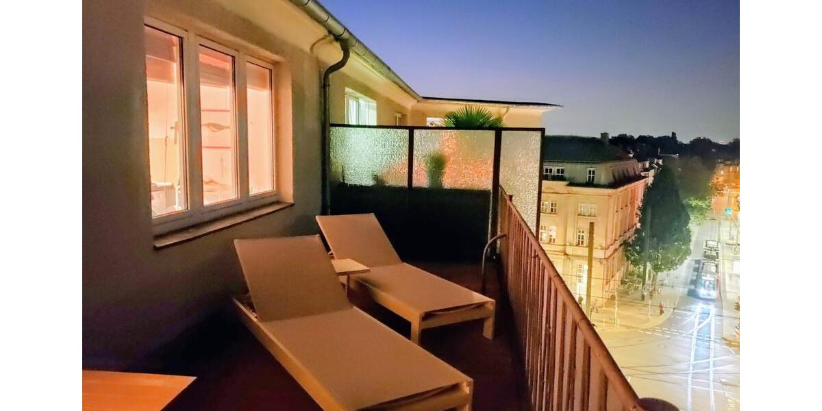 Spacious Rooftop Terrace, Bright Furnished Sublet in Flingern 2.5 zimmer