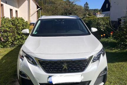 Peugeot 5008 112.000 km 17.700 &euro; Solingen 42651