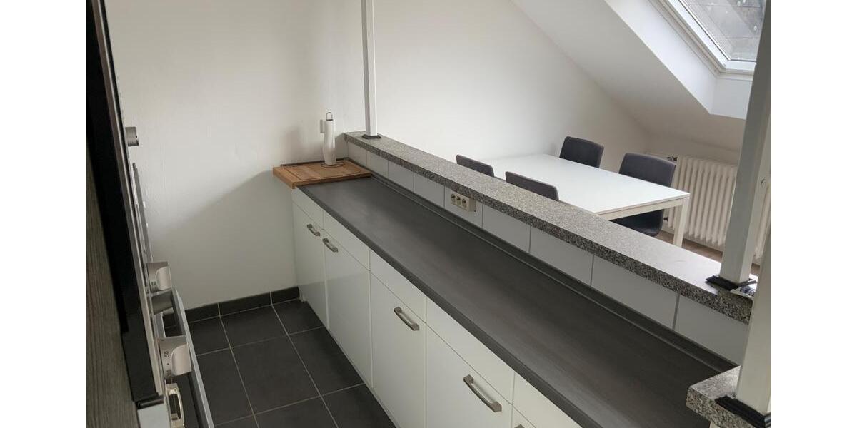 Dachgeschoßwohnung Wuppertal Barmen - 2.5 Zimmer, 63 m&sup2;, 125.000&euro; | Angebot:26623660
