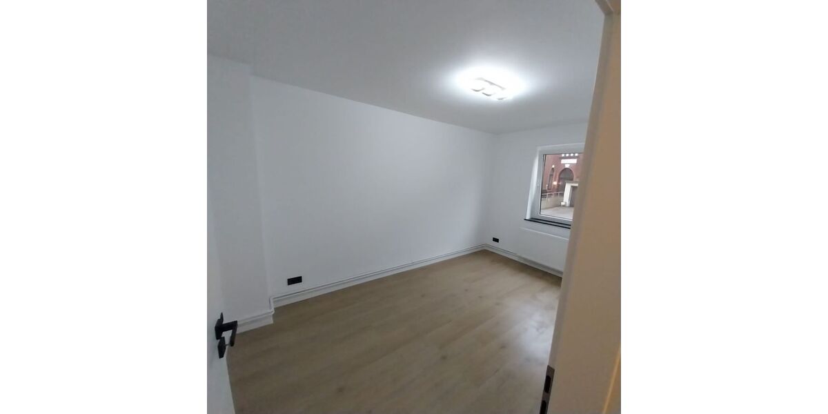 Provisionsfrei* Erstbezug nach Renovierung in Hattingen Mitte mit Süd-Balkon 3 zimmer