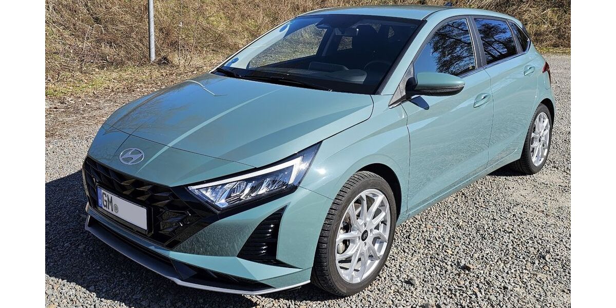 Hyundai i20 15.900 km 19.390 &euro; Engelskirchen 51766