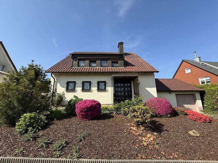 Haus zum Kaufen in Essen Schönebeck 589.000 € 167.5 m²