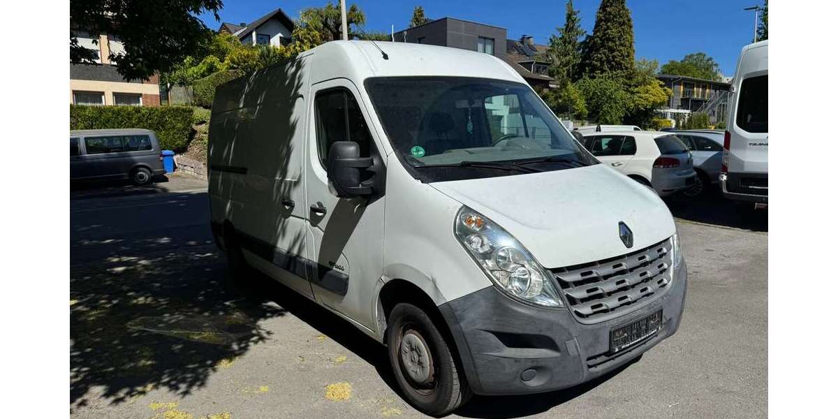 Renault Master 135.000 km 6.999 &euro; Solingen 42655