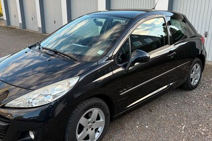Peugeot 207 119.500 km 2.800 &euro; Wermelskirchen 42929