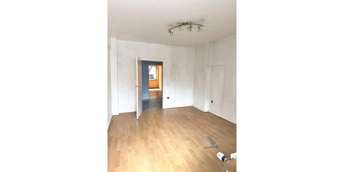 Etagenwohnung Düsseldorf Friedrichstadt - 4 Zimmer, 89 m&sup2;, 360.000&euro; | Angebot:25705671