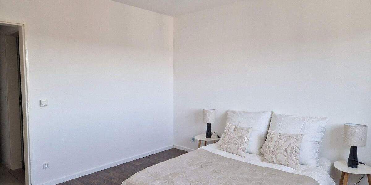 Renovierte 3-Zimmer-Wohnung mit Balkon & Garage - provisionsfrei 3 zimmer