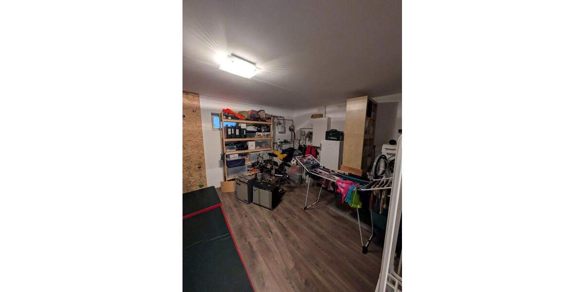 Reihenmittelhaus Leverkusen Lützenkirchen - 6 Zimmer, 174 m&sup2;, 555.000&euro; | Angebot:25798466