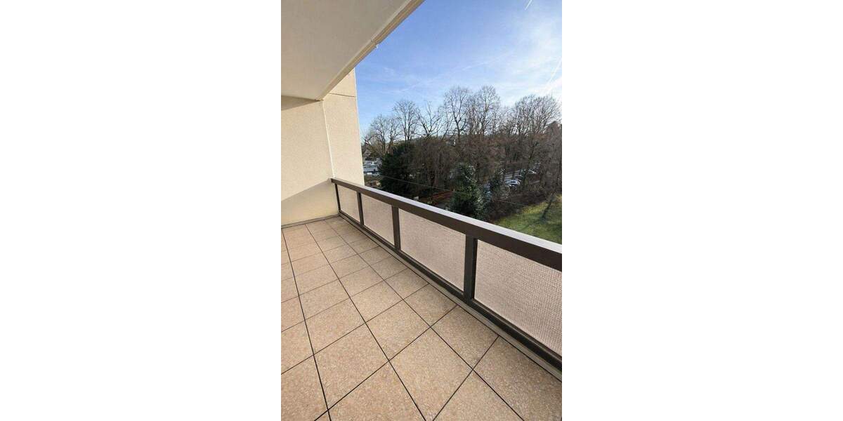 2-Zimmer-Wohnung (50 m²) mit Balkon - Erstbezug nach Kernsanierung 2 zimmer