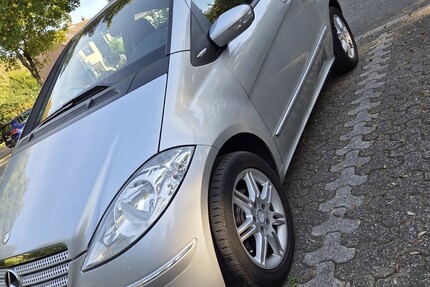 Mercedes-Benz A 200 99.000 km 4.500 € Bochum 44787