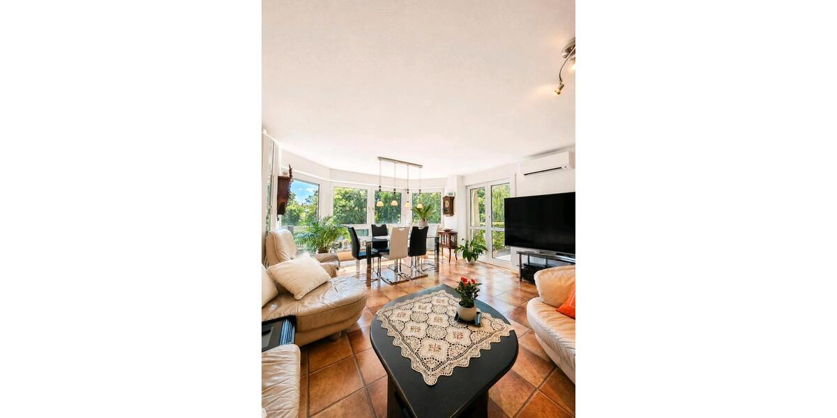 Etagenwohnung Solingen Mitte - 3 Zimmer, 83 m&sup2;, 243.000&euro; | Angebot:27067666