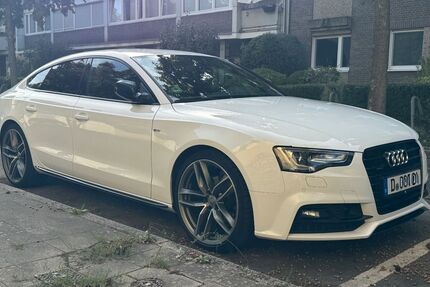 Audi A5 182.000 km 16.500 &euro; Düsseldorf 40470
