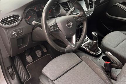 Opel Crossland (X) 33.428 km 13.000 &euro; Langenfeld 40764