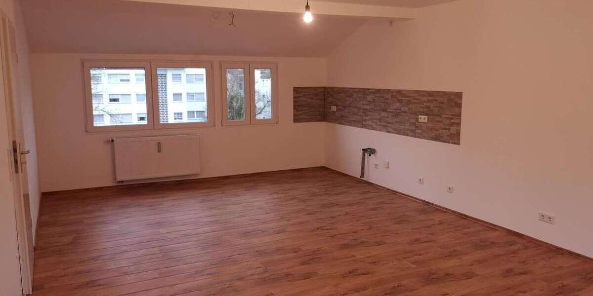 Etagenwohnung Leverkusen Opladen - 2.5 Zimmer, 72 m&sup2;, 760&euro; | Angebot:26494260