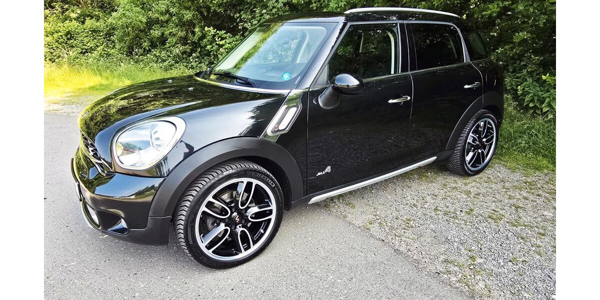 Mini Countryman S (Cooper) 104.000 km 12.900 &euro; Bergisch Gladbach 51469