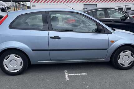 Ford Fiesta 145.000 km 800 € Wuppertal 42107