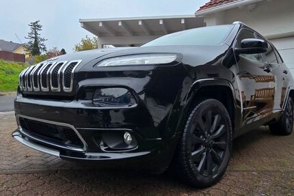 Jeep Cherokee 165.000 km 14.376 &euro; Hilden 40724
