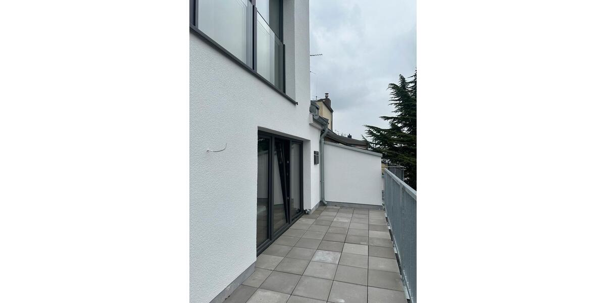 Dachgeschoßwohnung Düsseldorf Flingern Süd - 2 Zimmer, 50 m&sup2;, 1.200&euro; | Angebot:25151052