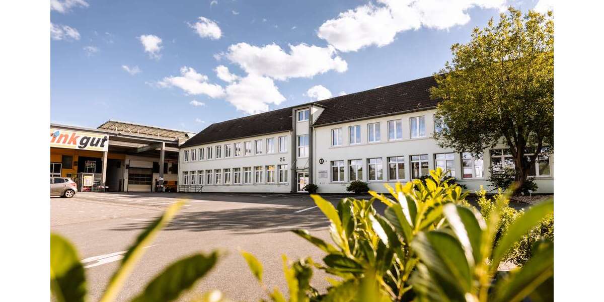 Halle in Leichlingen 2.329,90 € 298 m² zimmer