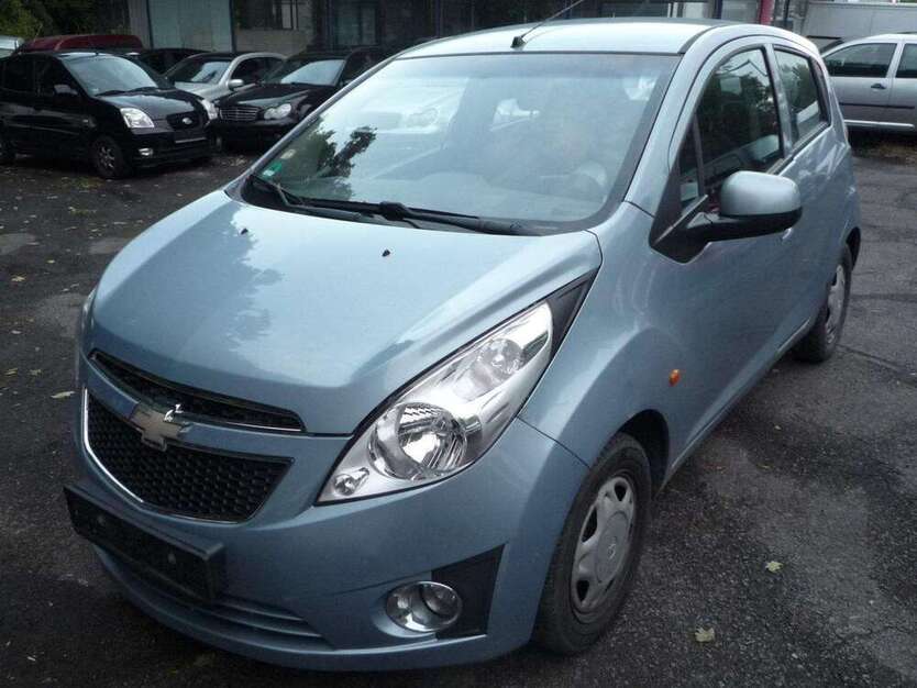 Chevrolet Spark 139.979 km 1.999 € Gummersbach-Rebbelroth 51645