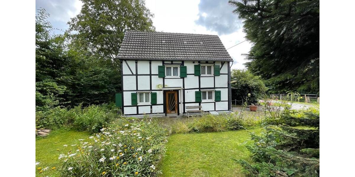 Einfamilienhaus Leverkusen Bergisch Neukirchen - 8 Zimmer, 130 m&sup2;, 296.500&euro; | Angebot:27008012