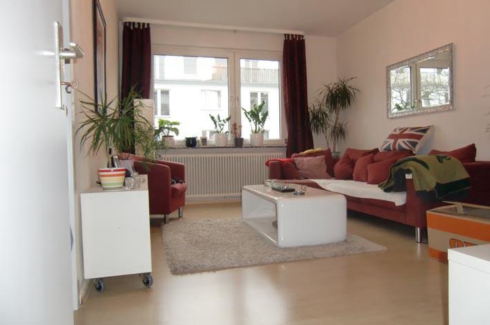 Wohnung in D-Derendorf mit 2 Balkonen (bitte keine Makler) 3 zimmer