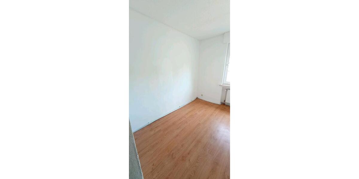 Etagenwohnung Radevormwald - 4 Zimmer, 83 m&sup2;, 720&euro; | Angebot:26262977