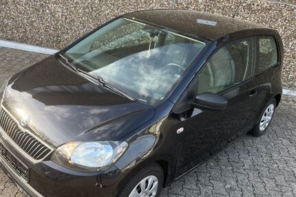 Skoda Citigo 90.000 km 5.400 &euro; Düsseldorf 40223