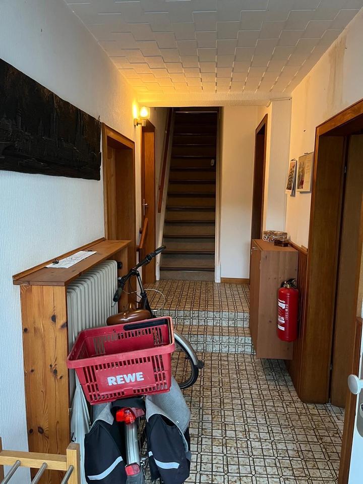 Haus mit riesigem Grundstück!! Mit bestätigter Bauvoranfrage!!