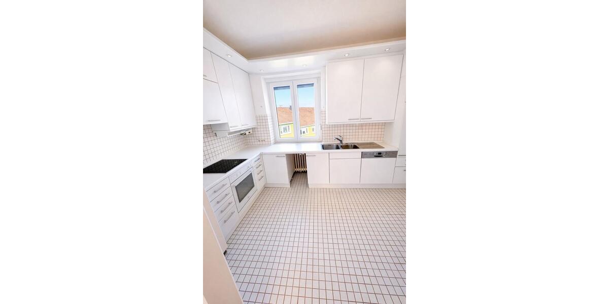 Etagenwohnung Wuppertal Lichtenplatz - 3 Zimmer, 110 m&sup2;, 1.400&euro; | Angebot:25353891