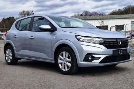 Dacia Sandero 32.000 km 12.950 &euro; Bergisch Gladbach 51469