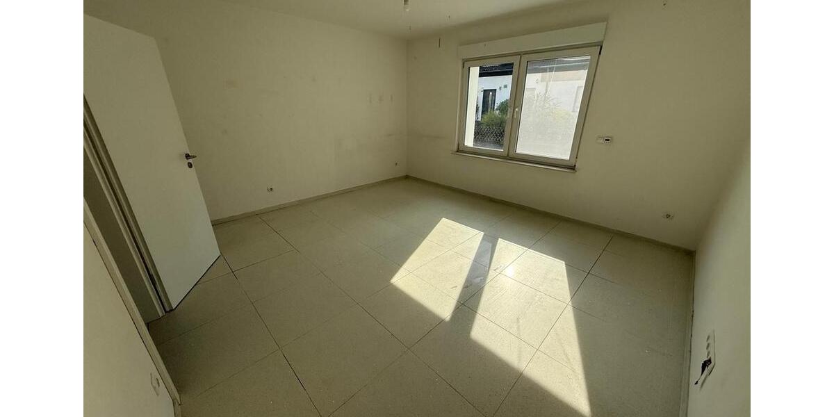 Einfamilienhaus Leverkusen - 5 Zimmer, 126 m&sup2;, 600.000&euro; | Angebot:27453037