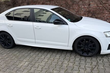 Skoda Octavia 165.000 km 10.050 &euro; Hagen 58089