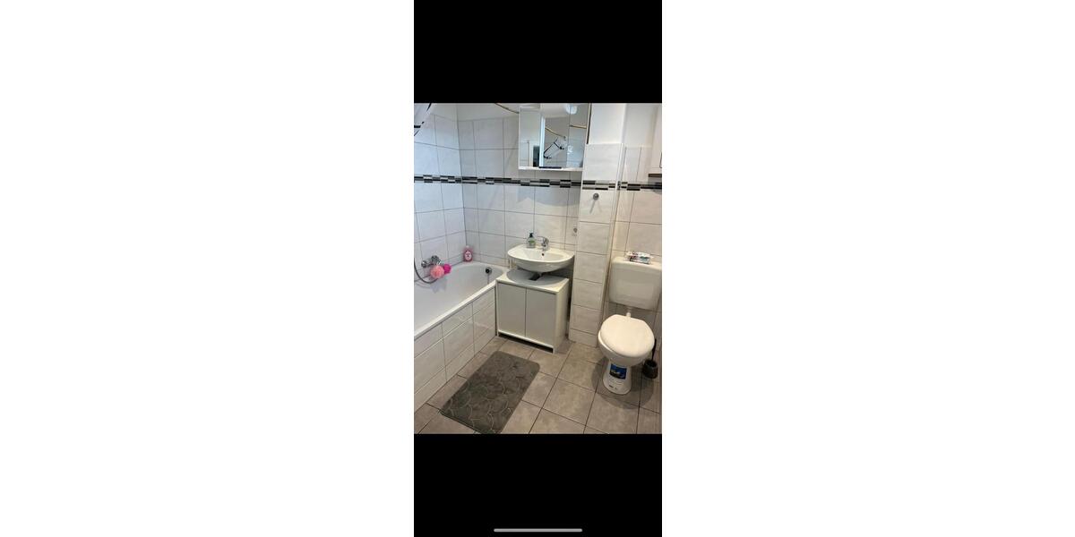 Etagenwohnung Leverkusen Bürrig - 1 Zimmer, 30 m&sup2;, 790&euro; | Angebot:26444152