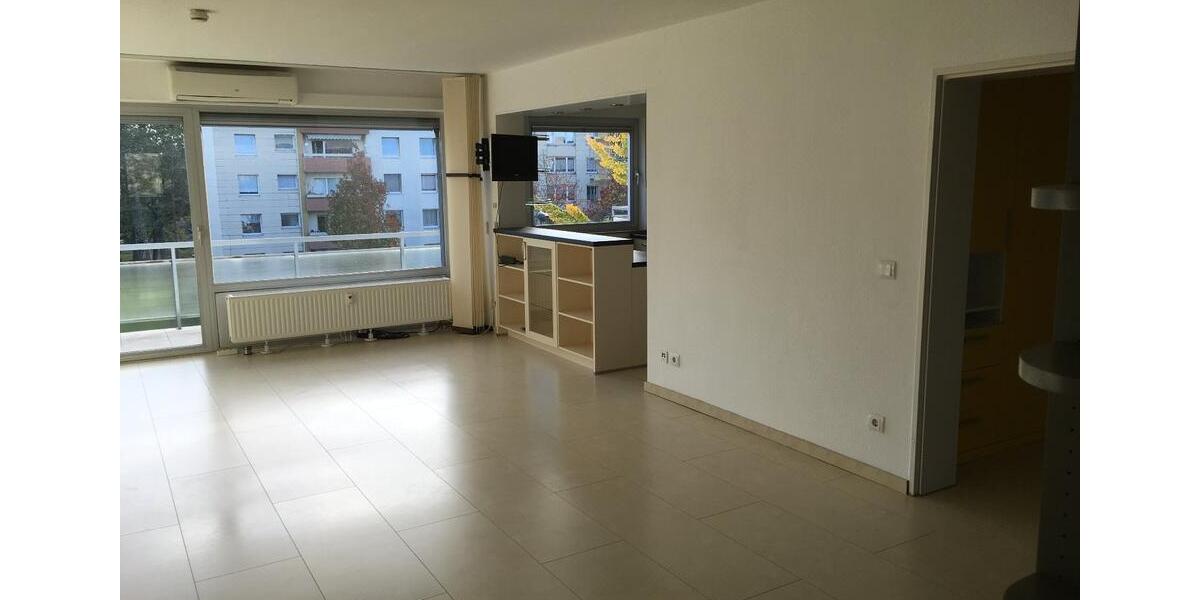 Helle 4 ZKB mit EBK, 2 Balkonen, Tageslichtbad, Tiefgaragenstellp 4 zimmer