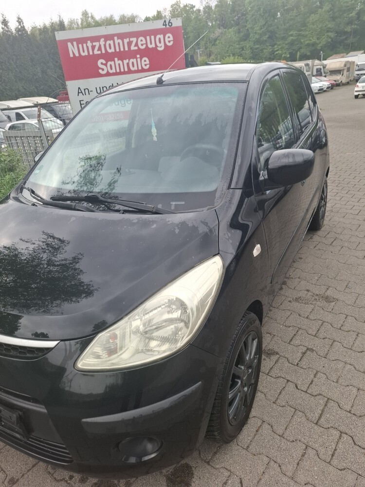 i10