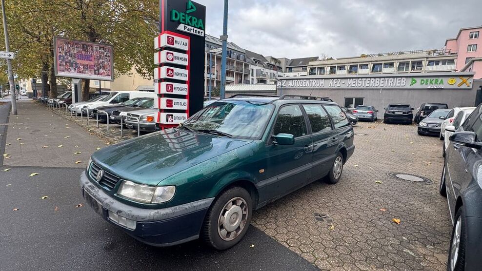 VW Passat 300.000 km 590 € Köln 50969