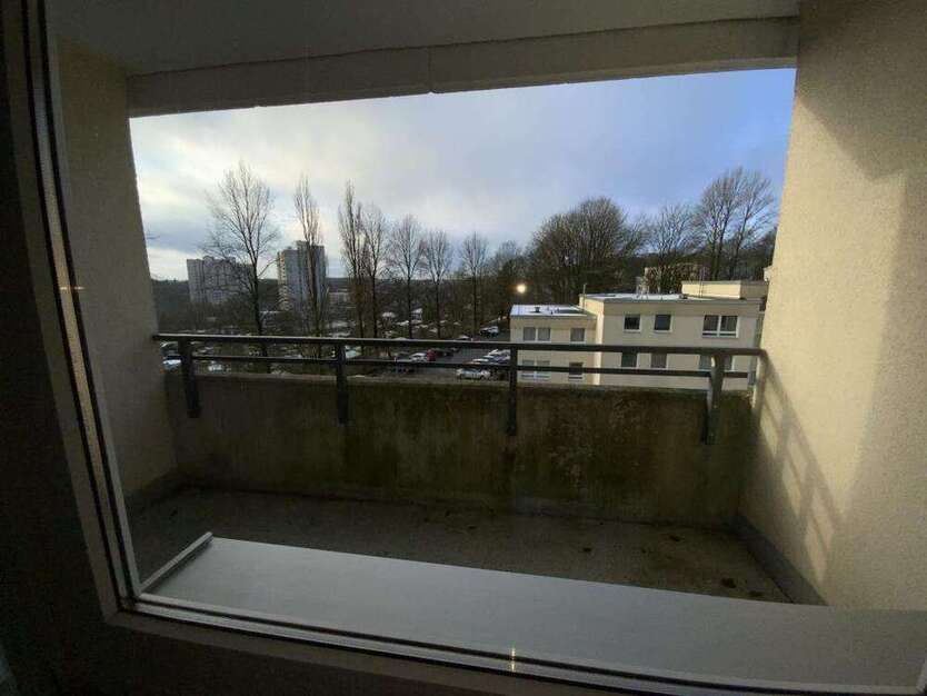 Wohnung zum Mieten in Remscheid 279 € 42.15 m²