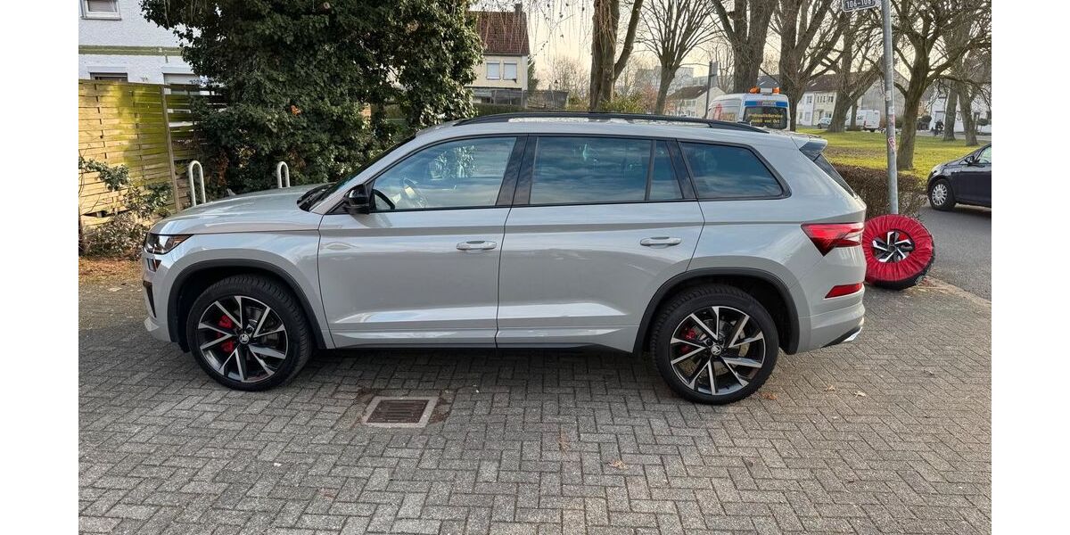 Skoda Kodiaq 17.900 km 44.250 &euro; Düsseldorf 40472