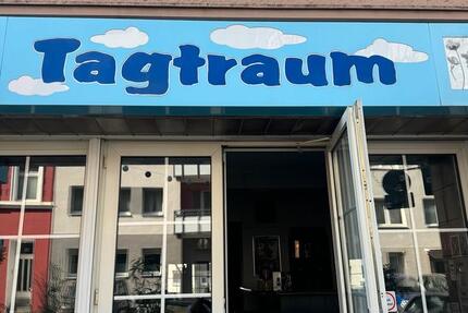 Café-Bar zu vermieten in Düsseldorf zimmer