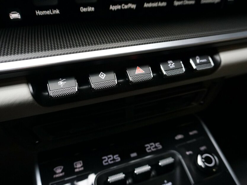 Porsche 911 992 Turbo S Lift Burm Carbon Approved 39.890 km 219.900 € Wuppertal 42327