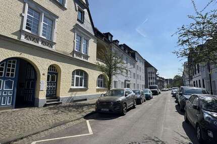 Halle in Düsseldorf 449.900 € 200 m²