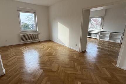 Großzügige Maisonette-Wohnung mit Parkett, Einbauküche & Hobbyräumen 5 zimmer