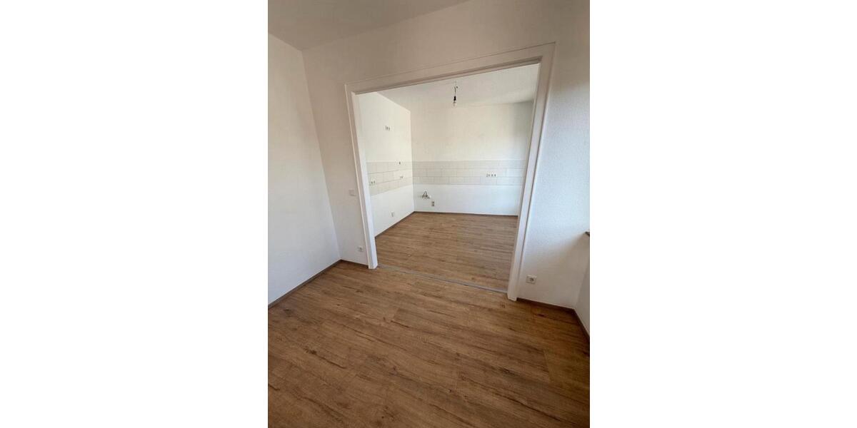 Etagenwohnung Wuppertal Gemarkung Langerfeld - 2 Zimmer, 65 m&sup2;, 580&euro; | Angebot:26413877