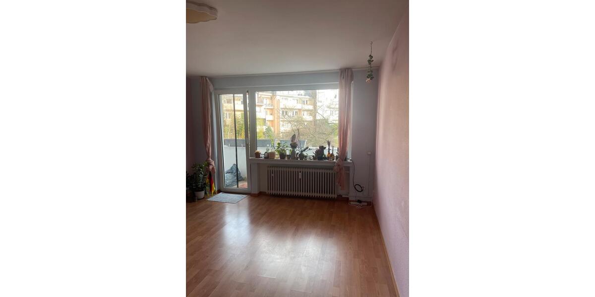 Etagenwohnung Düsseldorf Oberbilk - 2 Zimmer, 65 m&sup2;, 1.185&euro; | Angebot:25719994