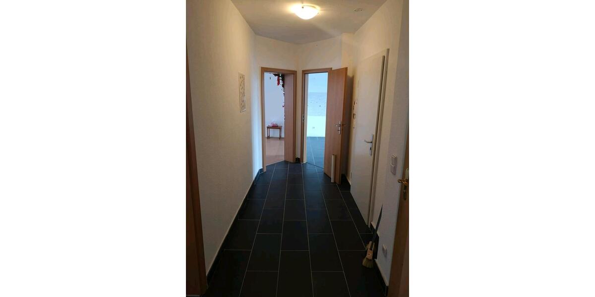 Etagenwohnung Solingen Burg - 4 Zimmer, 110 m&sup2;, 930&euro; | Angebot:24640570