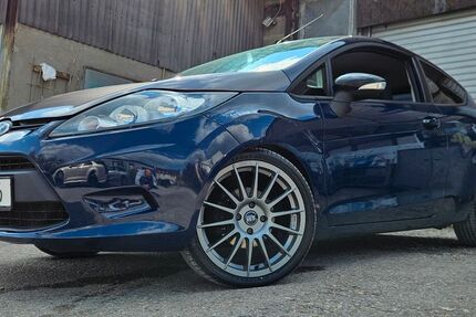 Ford Fiesta 156.000 km 3.000 &euro; Remscheid 42857