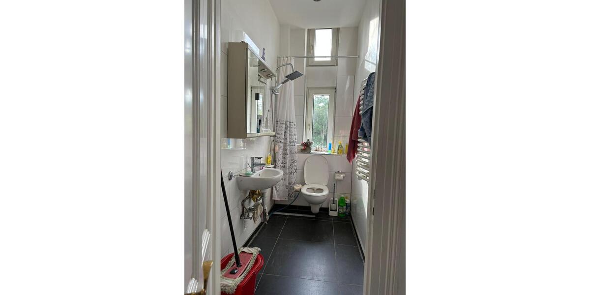 Reihenhaus Solingen Mitte - 9 Zimmer, 210 m&sup2;, 340.000&euro; | Angebot:26326963